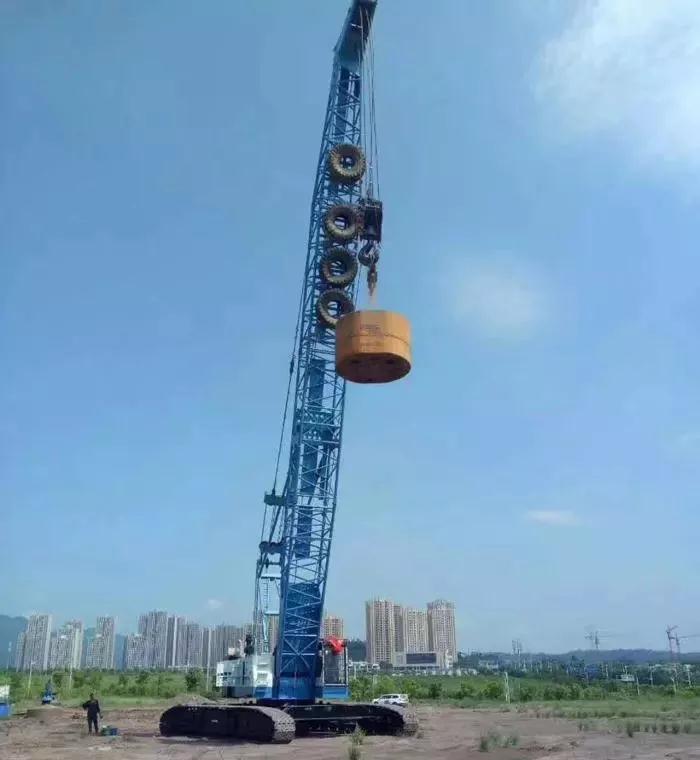 重磅！敢为行业先，rb88随行版重装强夯机三包期延长至一年！
