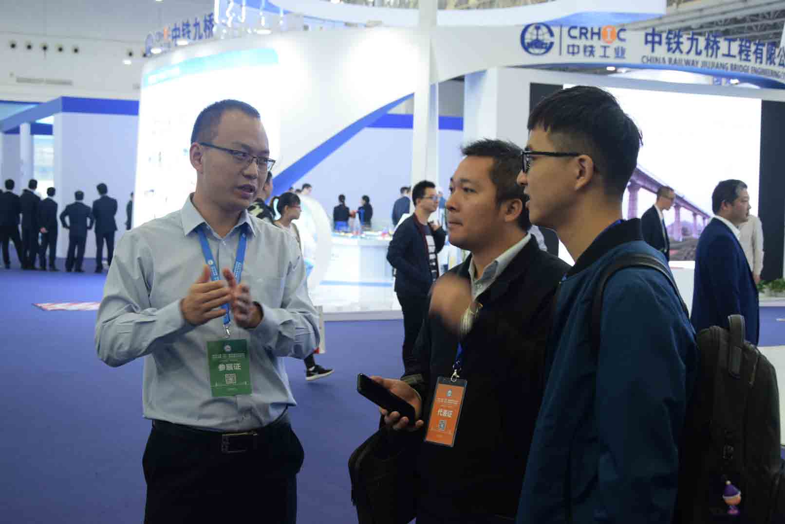 rb88随行版桥检车，让中国桥梁更安全！